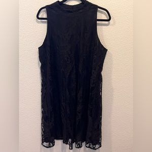 NWOT- XHILARATION BLACK FLORAL EMBOSSED MINI DRESS XXL